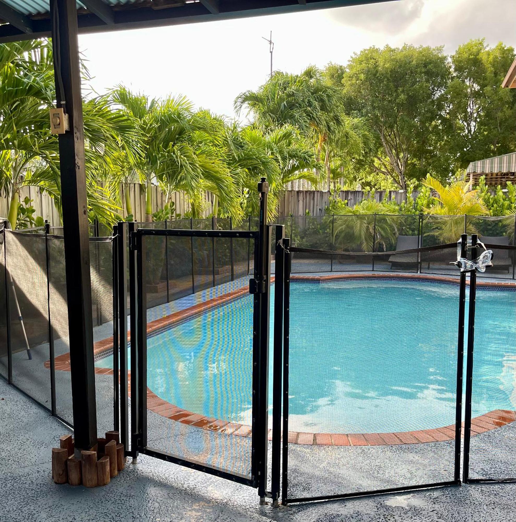 Big Beautiful House With Heated Pool Miami Exterior photo